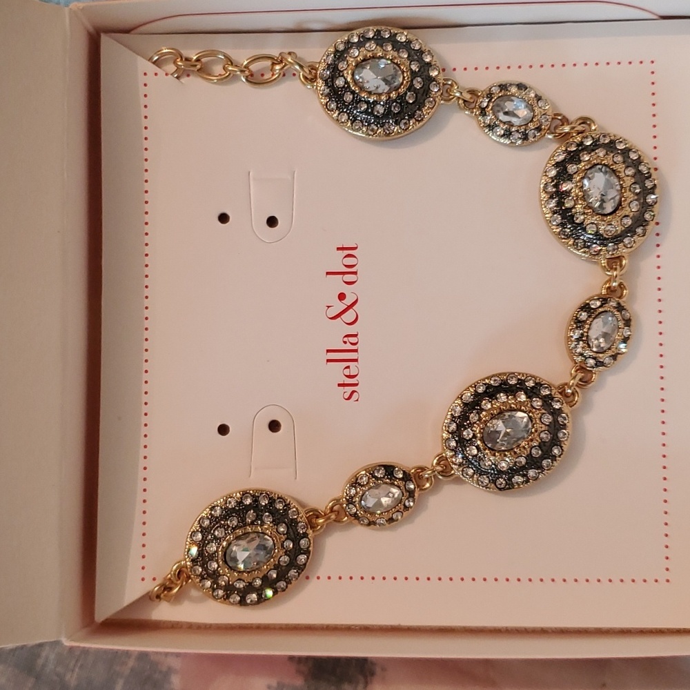 Neeya Bracelet